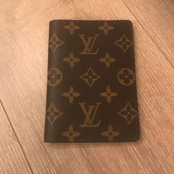 Louis Vuitton Handbags - Brand New Louis Vuitton Mini Planner